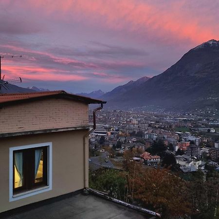 Casa Le Vignole - Aosta Villa Buitenkant foto